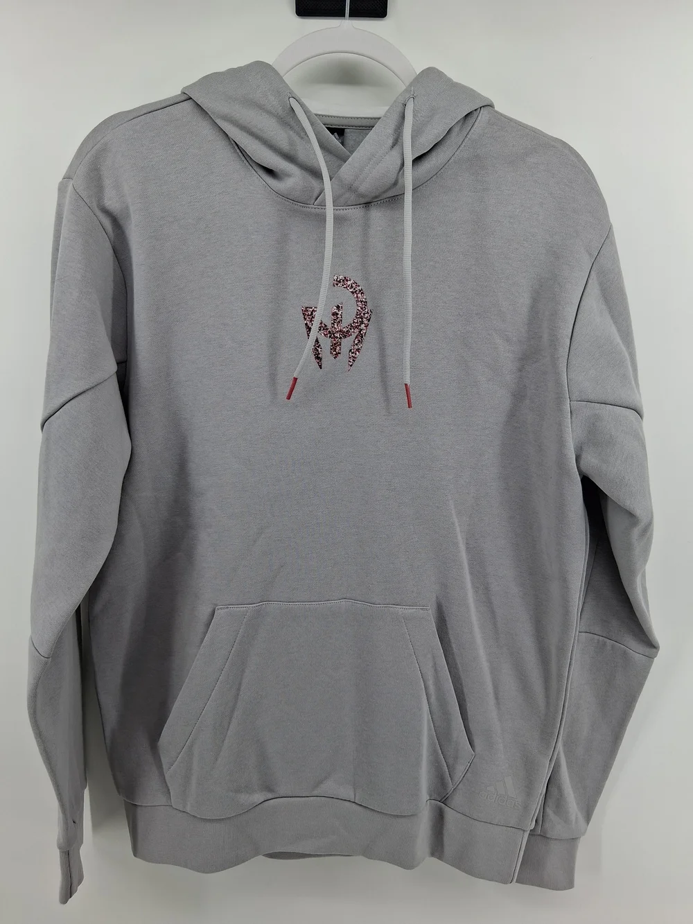adidas MAHOMES Light Gray Men's Pullover Hoodie with Subtle Chest Graphic
